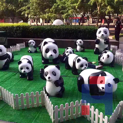 小熊貓雕塑